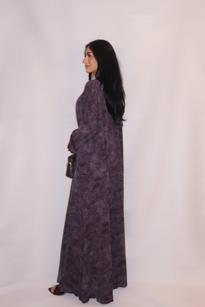 Al Anoud abaya, grey and burgundy, detail 5