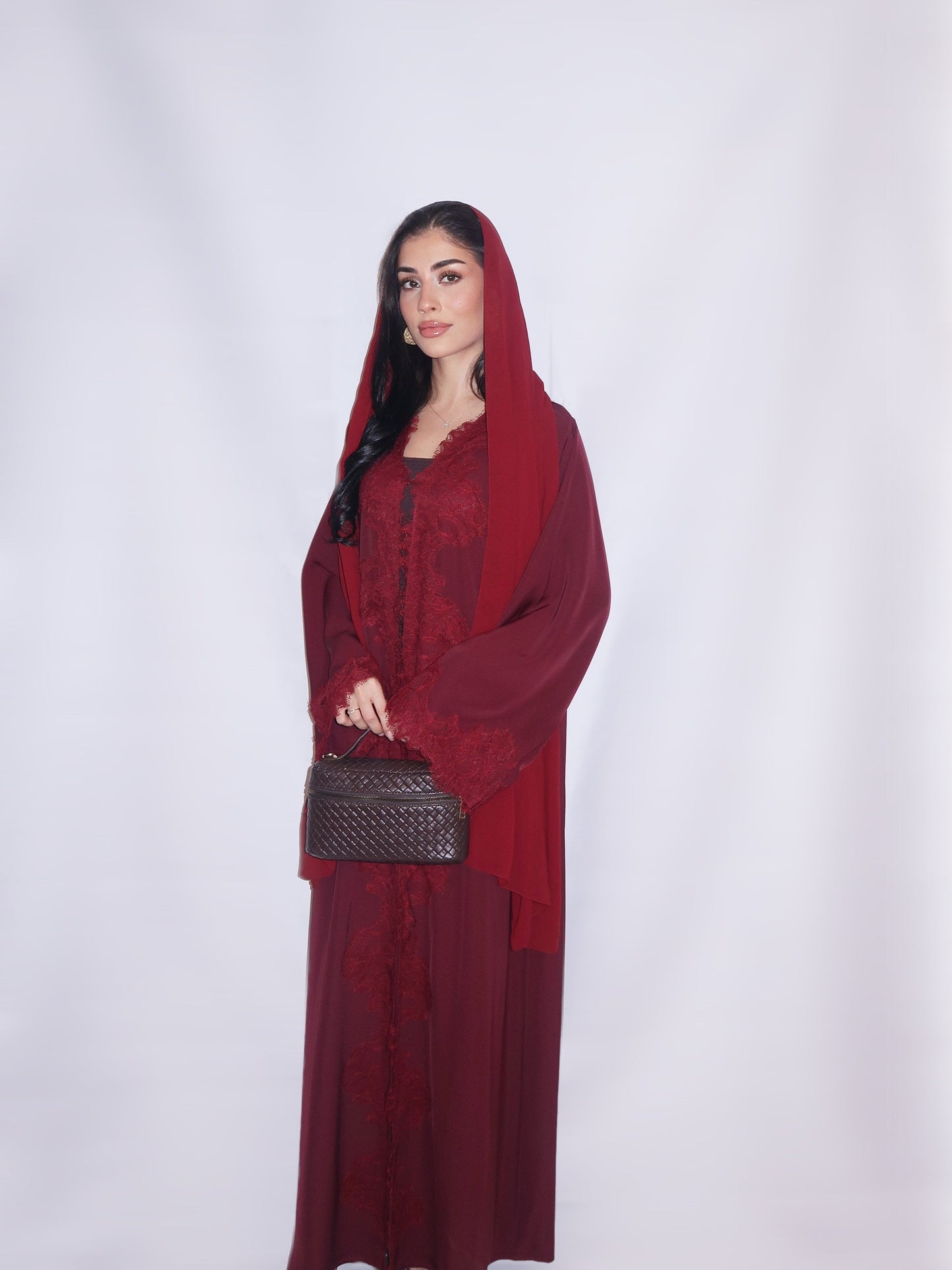 Anbar abaya, deep burgundy, detail 10