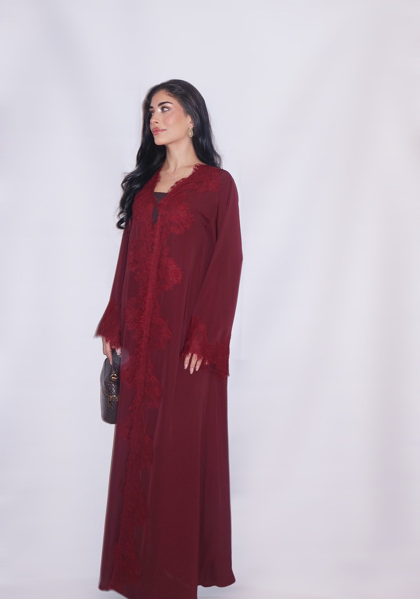 Anbar abaya, deep burgundy, detail 3
