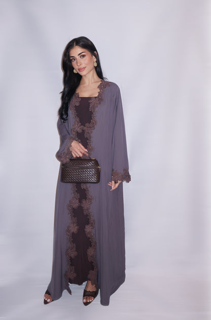 Dana abaya, soft grey, detail 4