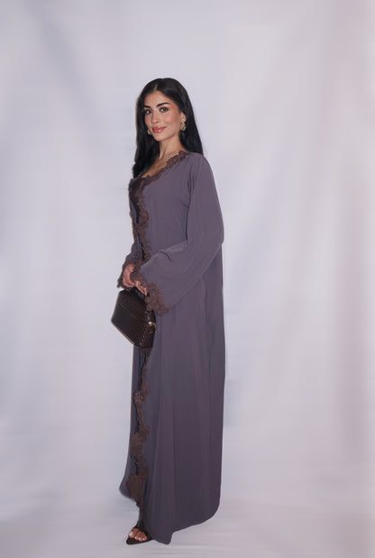 Dana abaya, soft grey, detail 7