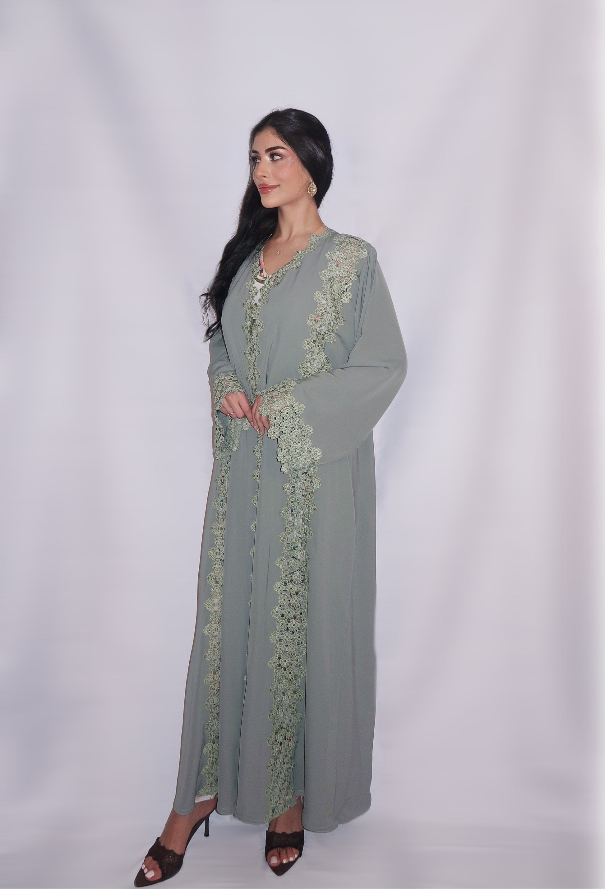 Fairouz abaya, sage green, detail 3