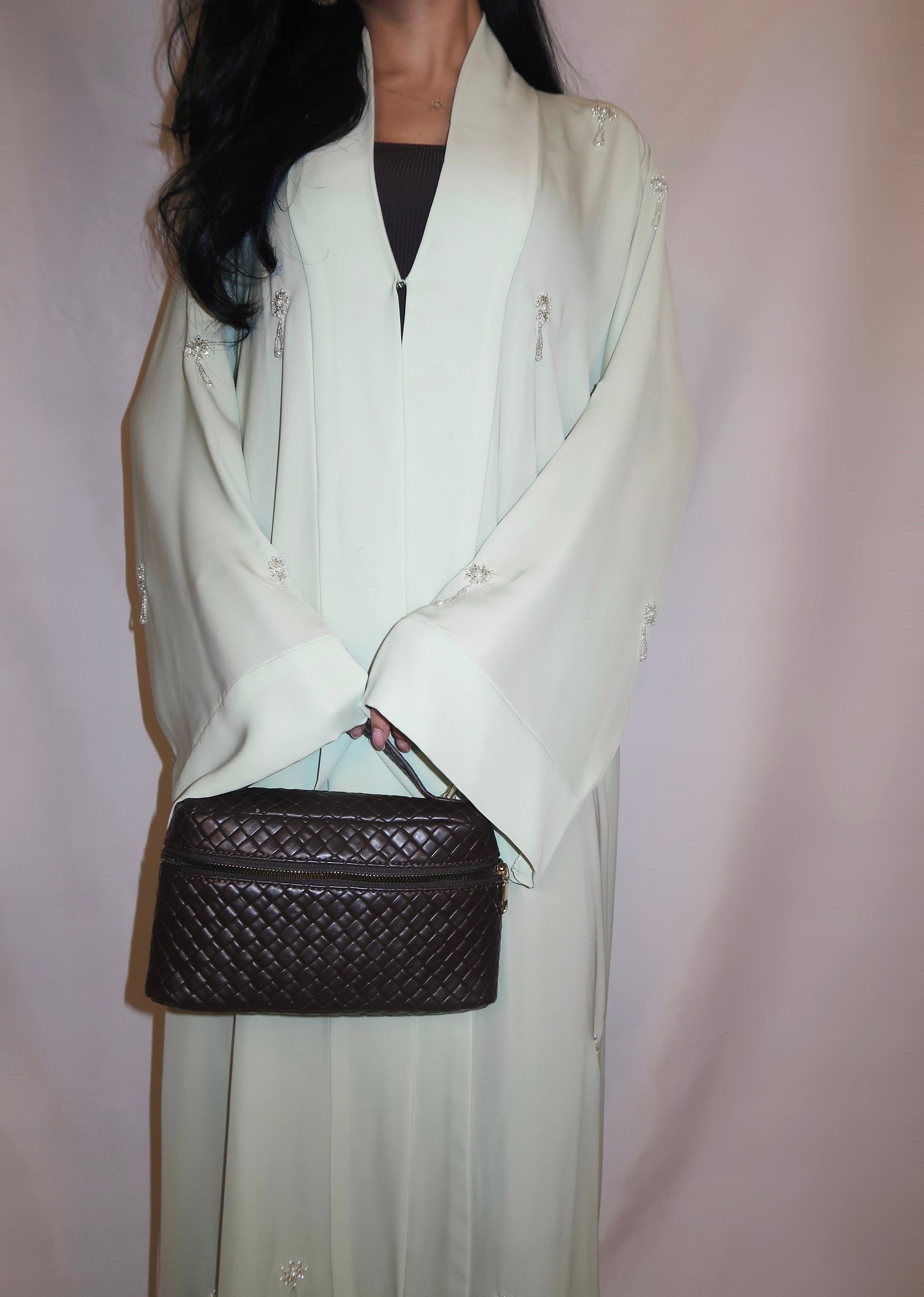 Haya abaya, soft mint green, detail 3