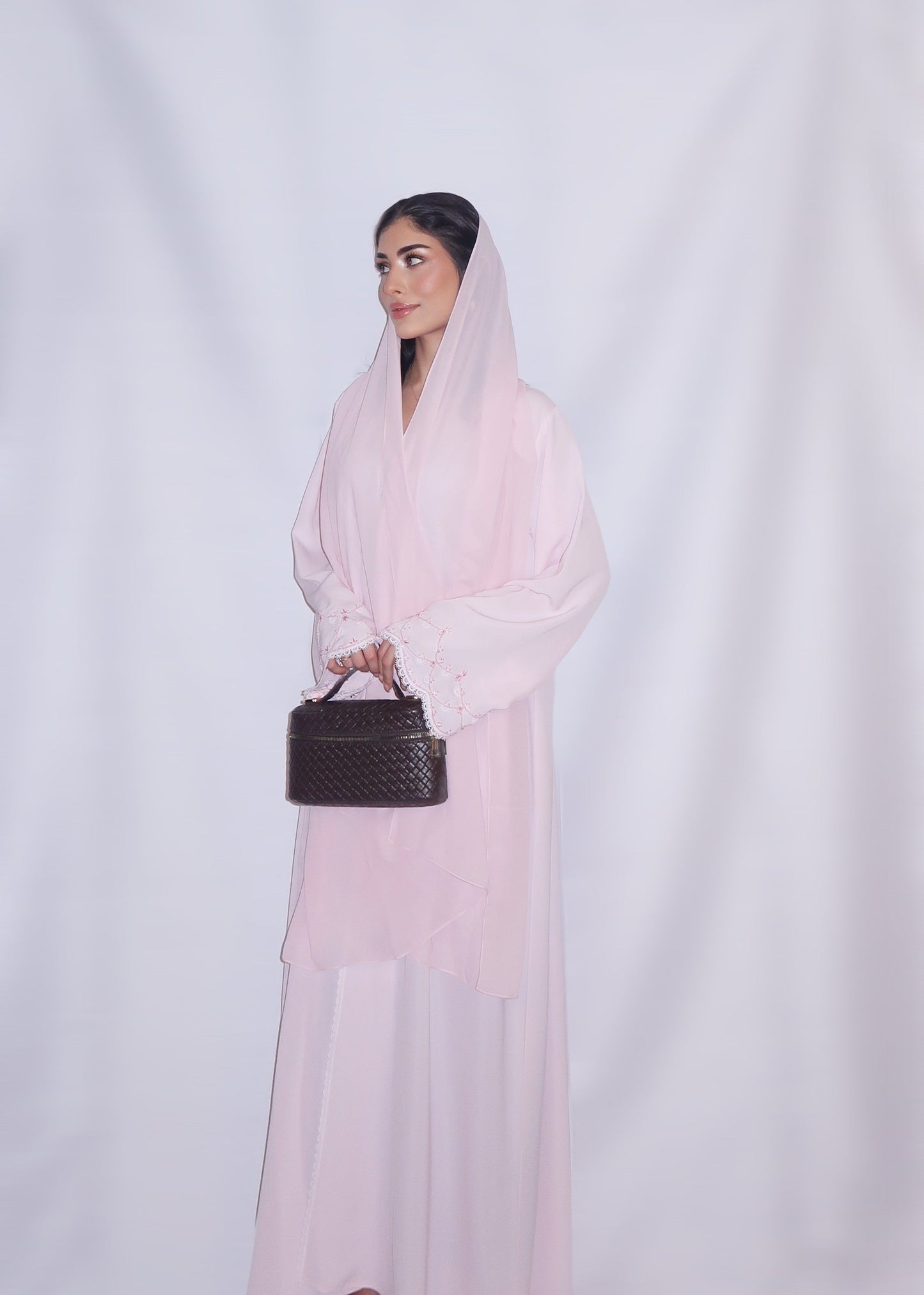 Mai abaya, soft blush pink, detail 10