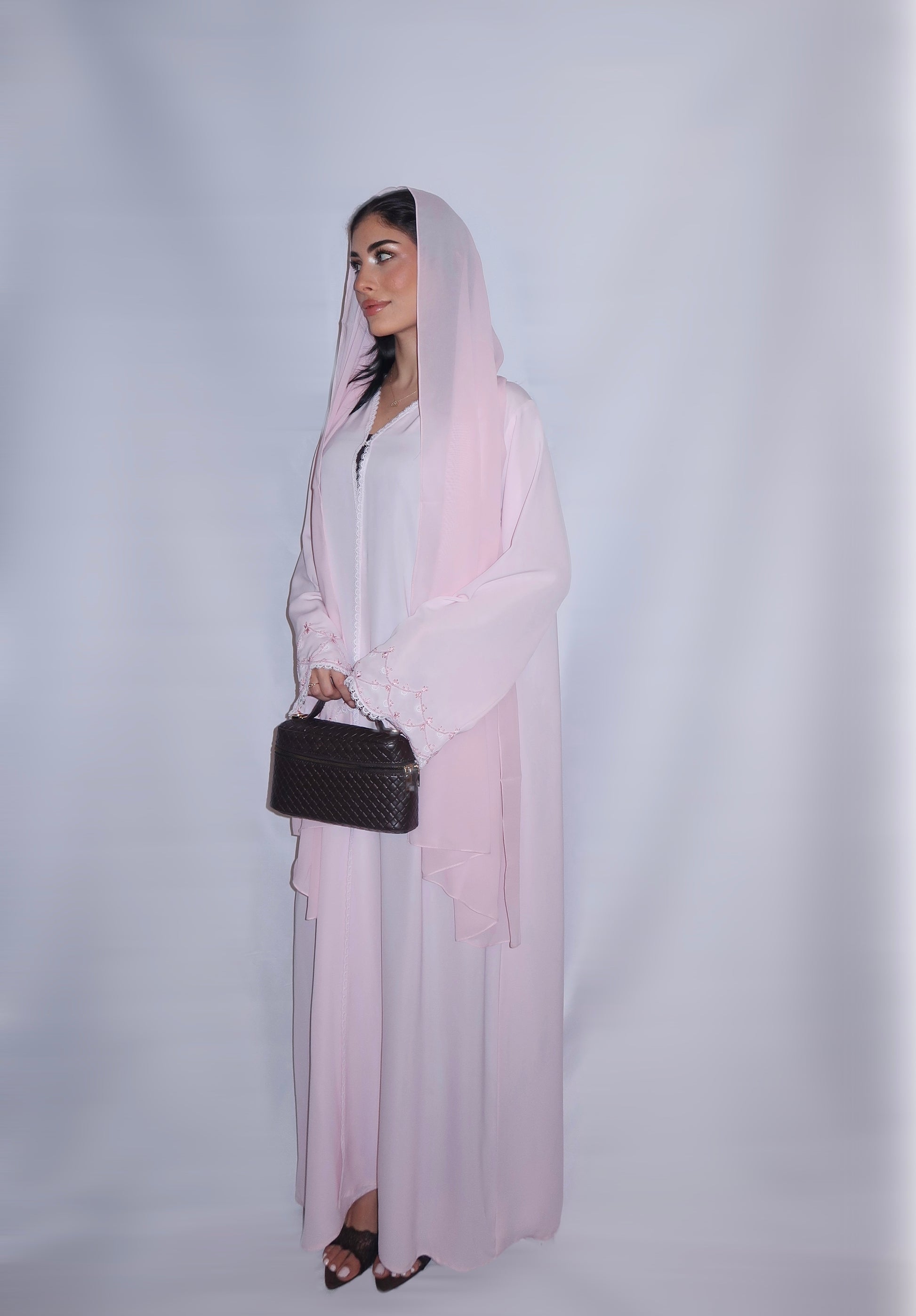 Mai abaya, soft blush pink, detail 7
