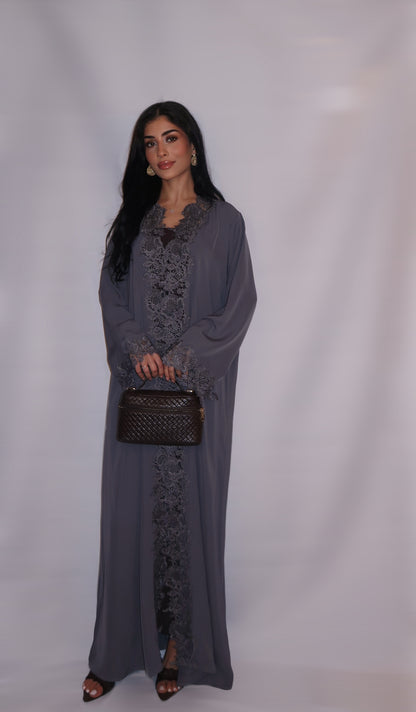 Manal abaya, soft dove grey, detail 3