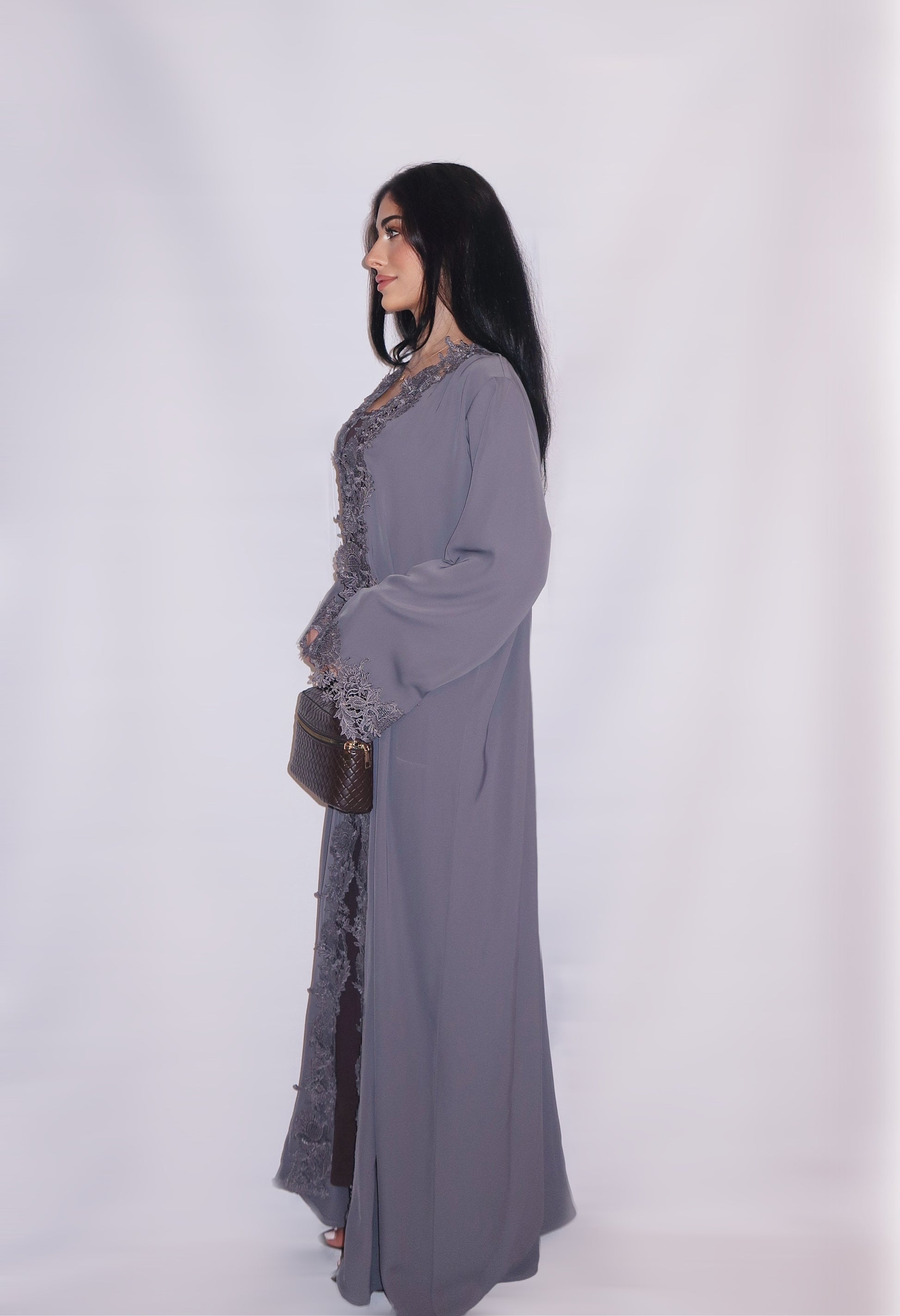 Manal abaya, soft dove grey, detail 6