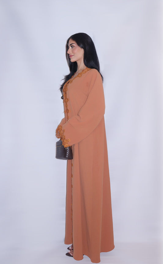 Qamar abaya, warm caramel, detail 2