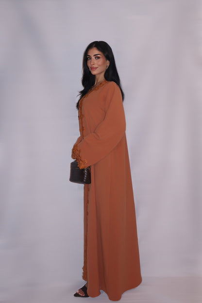 Qamar abaya, warm caramel, detail 3