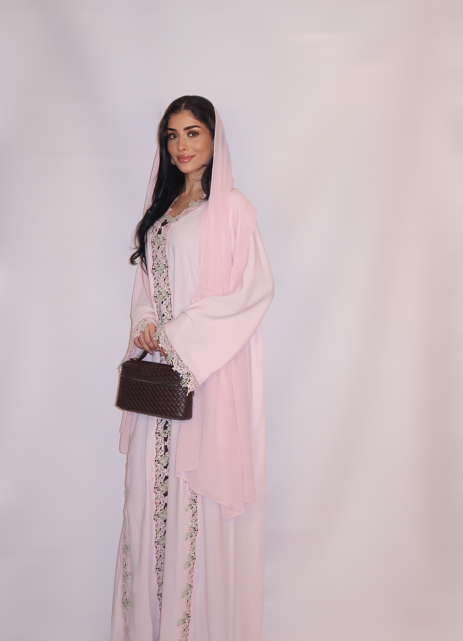 Sireen abaya, soft blush pink, detail 5
