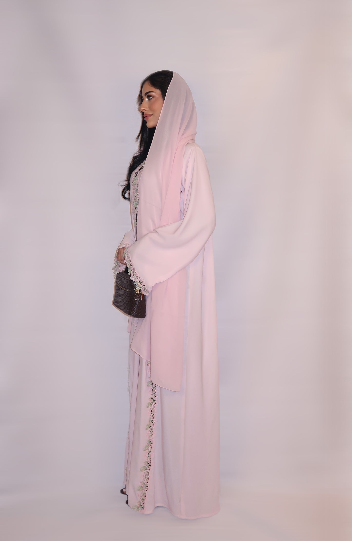 Sireen abaya, soft blush pink, detail 8